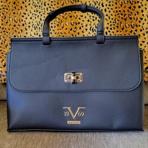 *NEW* 19V69 ITALIA BY ALESSANDRO VERSACE, PEBBLE TEXTURE LARGE FAUX LEAT…